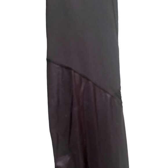 Alala Black 7/8 length workout leggings - netting and shiny calf size S - Picture 10 of 14